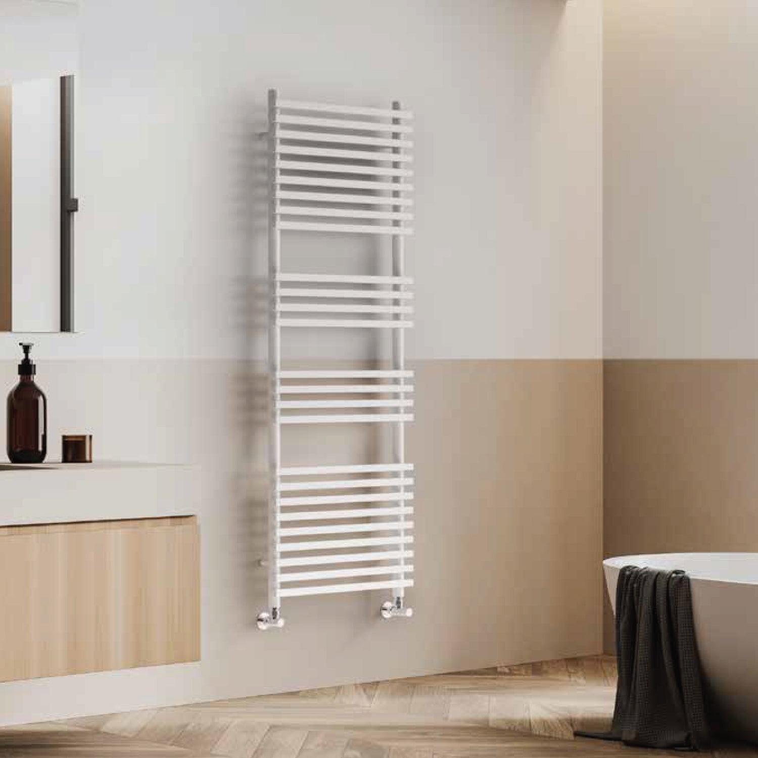 Termoarredo idraulico modello Trapani di Lazzarini 1400x500 dritto - Bianco by CeramicStore | Lo specialista del tuo bagno