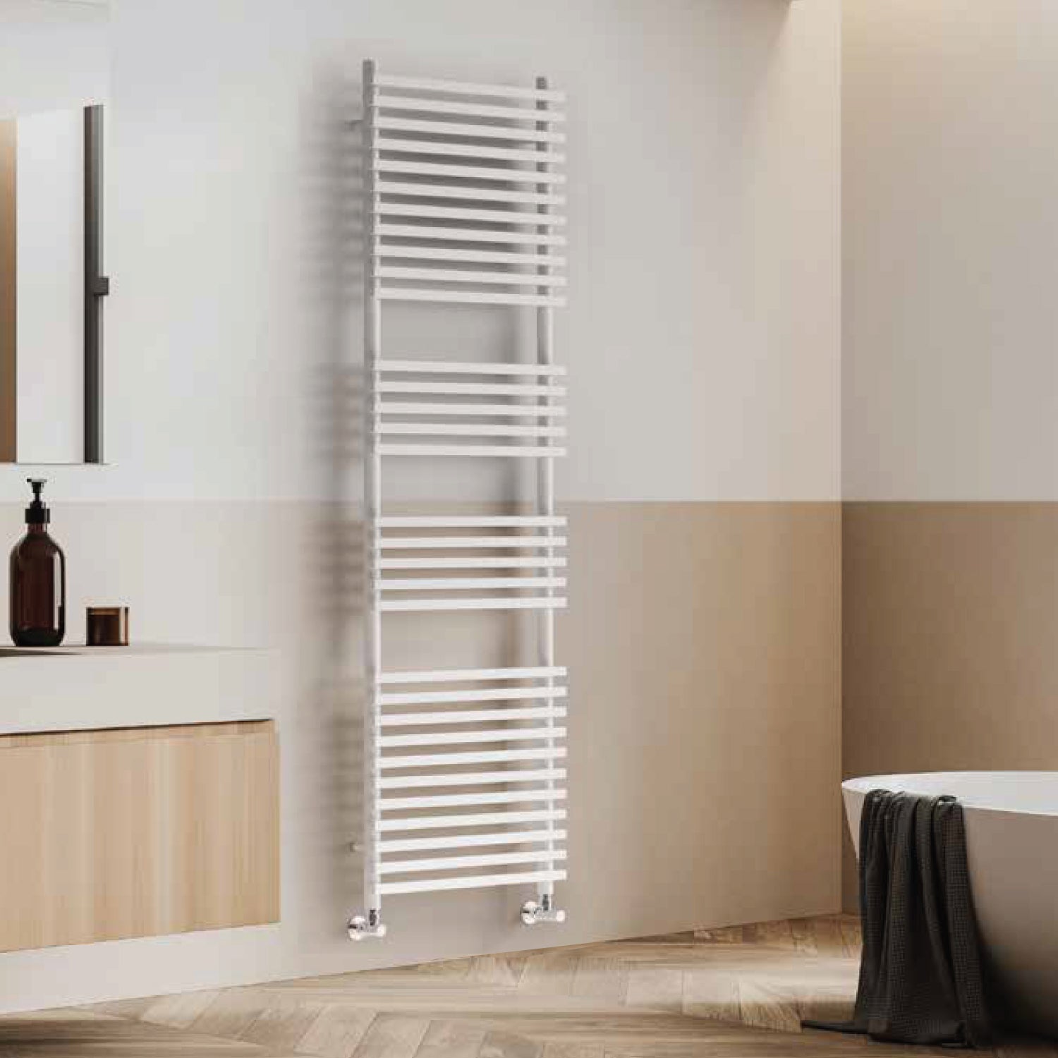 Termoarredo idraulico modello Trapani di Lazzarini 1640x500 dritto - Bianco by CeramicStore | Lo specialista del tuo bagno