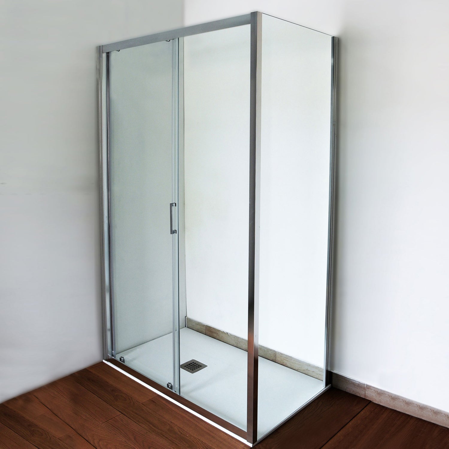 Box doccia Iconic cm 160x80 con porta scorrevole e parete fissa in Vetro anticalcare Smart Clean 6 mm by CeramicStore | Lo specialista del tuo bagno