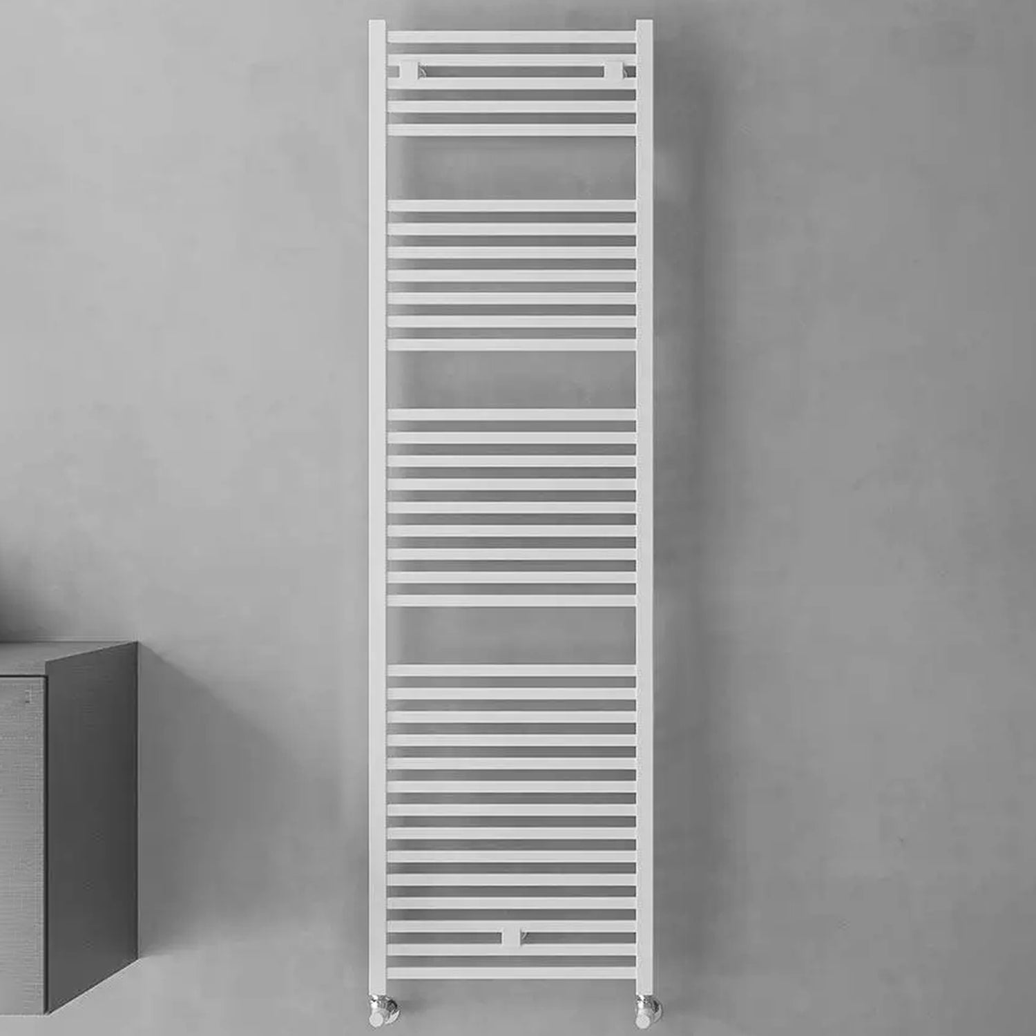 Termoarredo idraulico modello Todi di Lazzarini 1703x500 - Bianco by CeramicStore | Lo specialista del tuo bagno