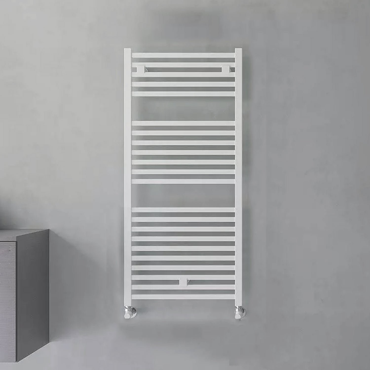 Termoarredo idraulico modello Todi di Lazzarini 1110x500 - Bianco by CeramicStore | Lo specialista del tuo bagno