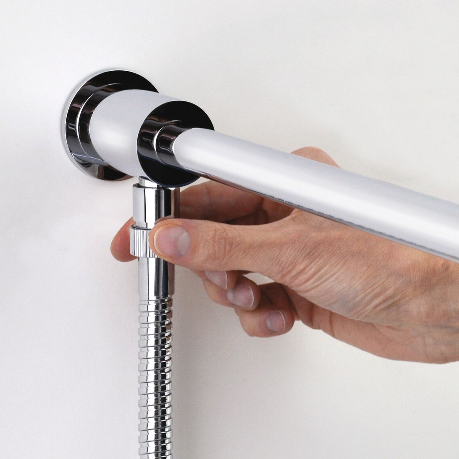  Braccio doccia diametro 20 mm con deviatore in ottone by CeramicStore | Lo specialista del tuo bagno