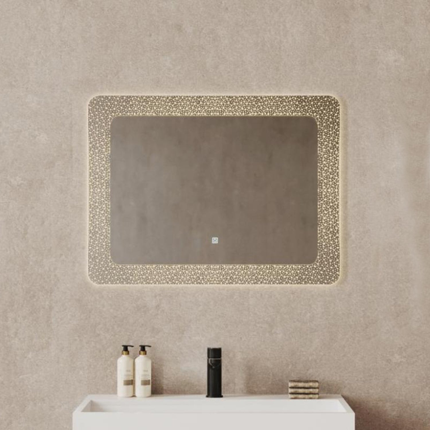 Specchio touch rettangolo ornamentale con luce LED integrata Cubi&Co 80x60 cm by CeramicStore | Lo specialista del tuo bagno