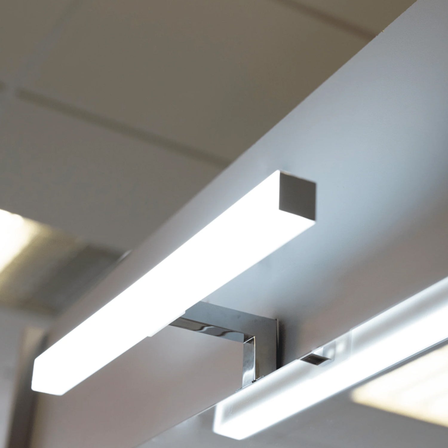  Lampada da bagno LED Zeus Cubi&Co 40x5