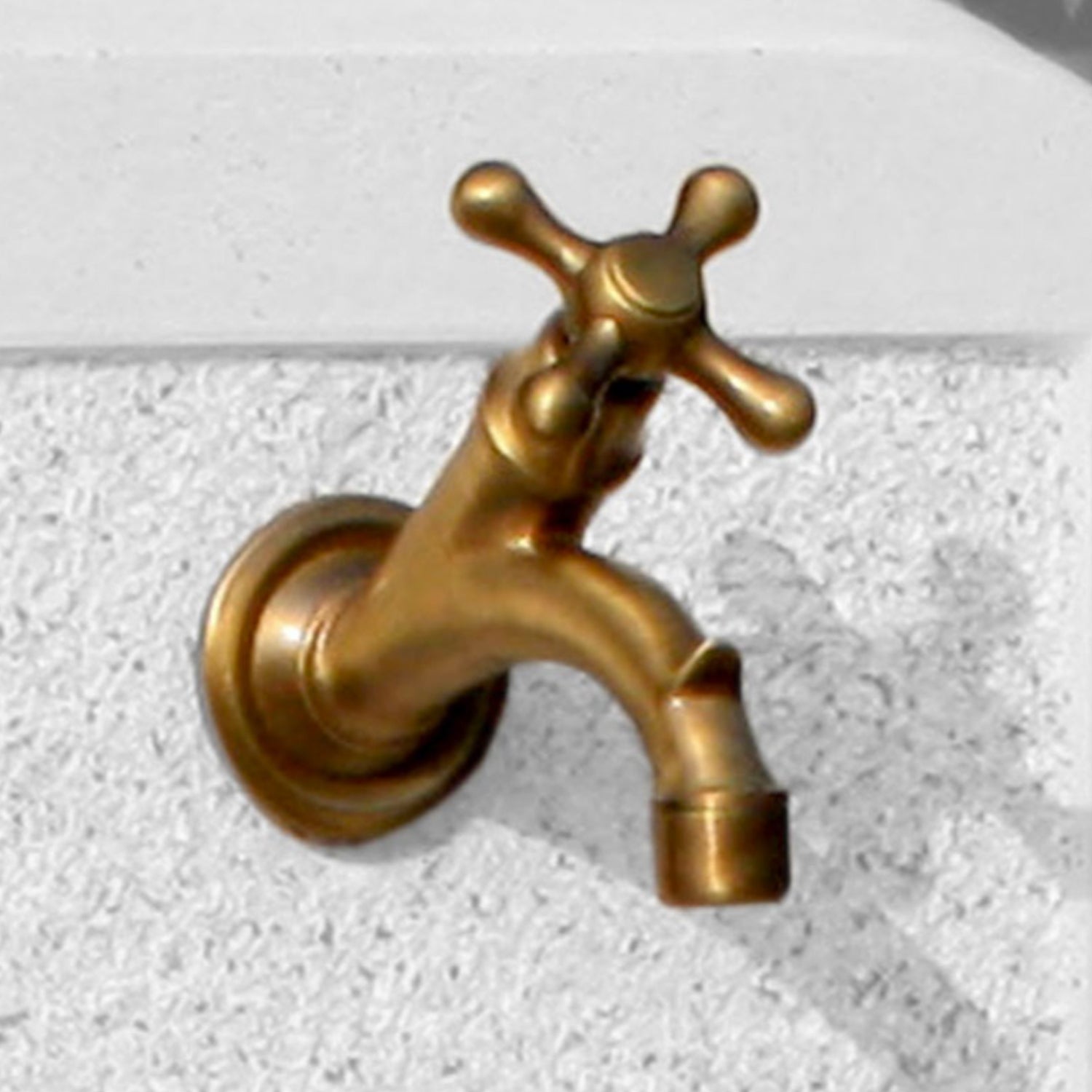Rubinetto da giardino in ottone bronzato con attacco 1/2" by CeramicStore | Lo specialista del tuo bagno