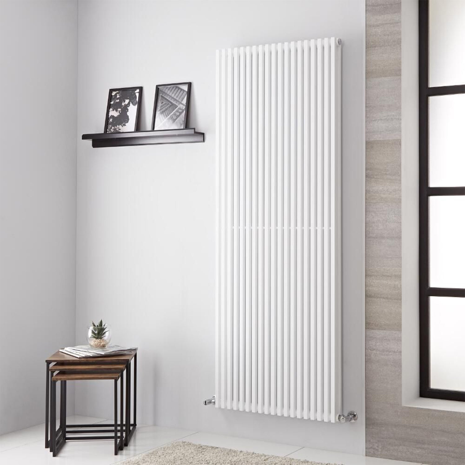 Termoarredo singolo Lazzarini 1806x680 mm interasse 680/1770 mm modello Grosseto V finitura Bianco by CeramicStore | Lo specialista del tuo bagno