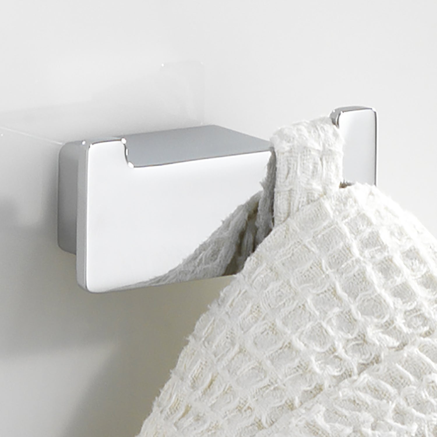  Appendiabiti doppio a parete Gedy serie Lounge - Cromato by CeramicStore | Lo specialista del tuo bagno