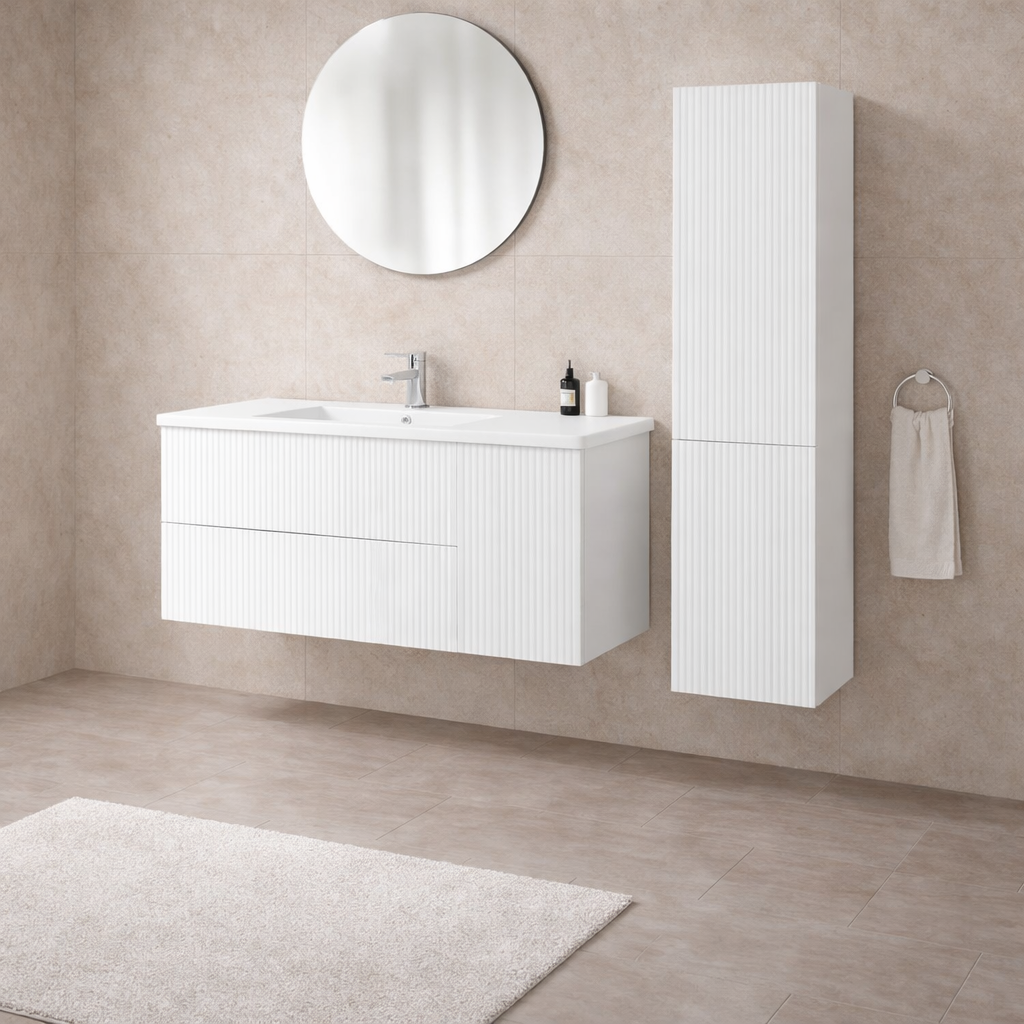 Colonna bagno sospesa Cubi&Co serie Riva con ante reversibili – frontale cannettato