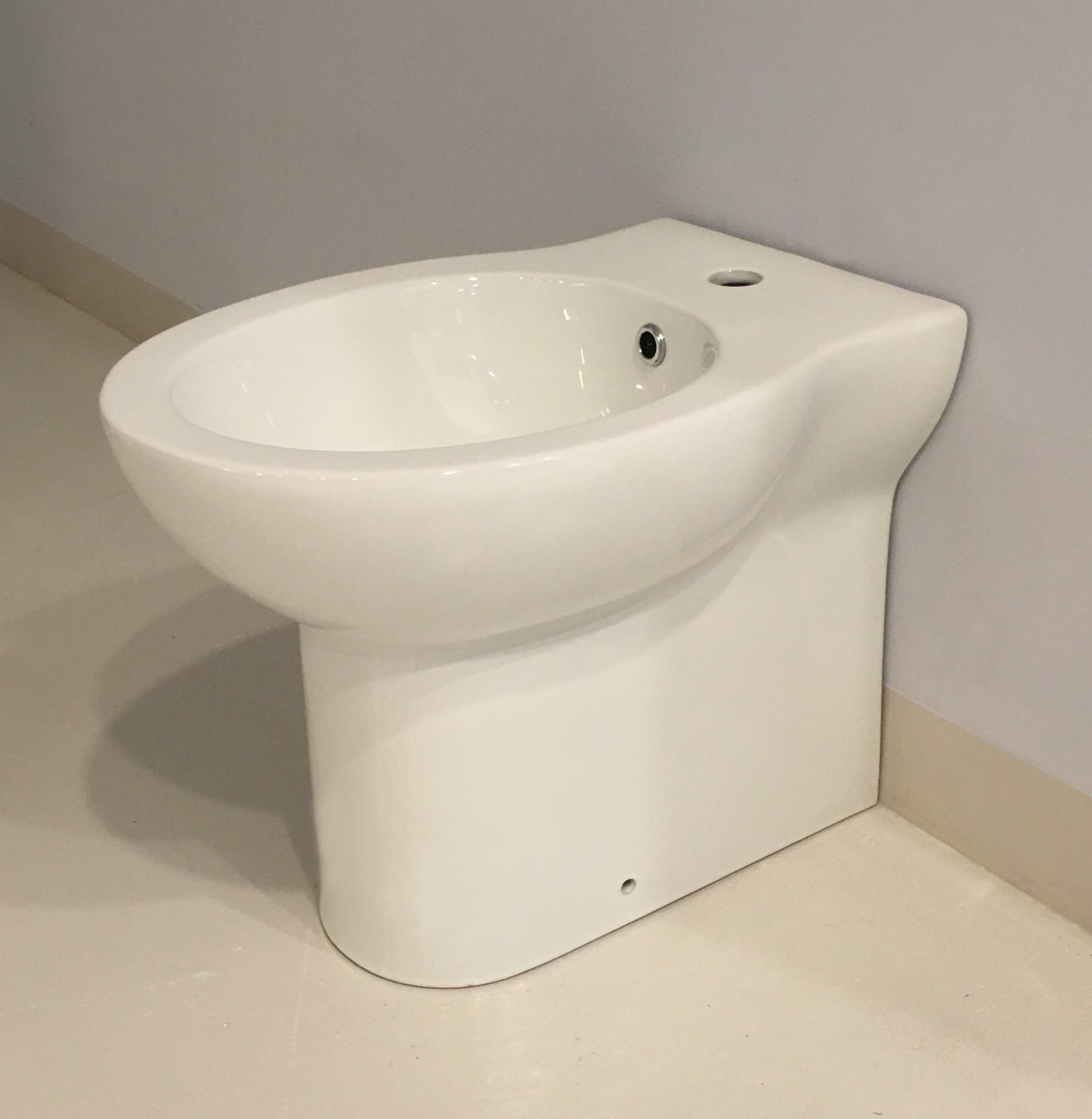 Sanitari filo parete ceramica azzurra fast wc + bidet + sedile soft close slim 8