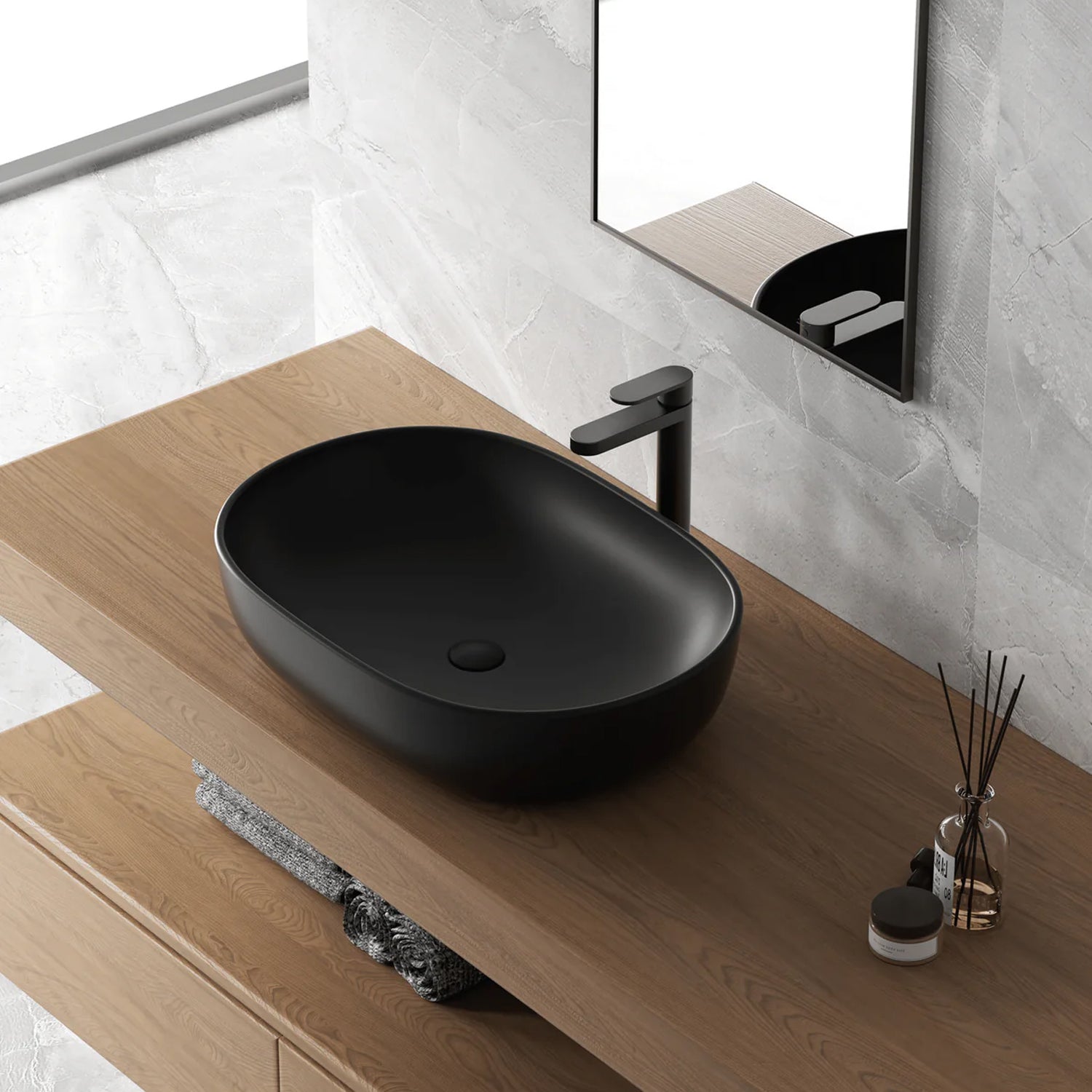 606183 - Lavabo da appoggio Bathcore in ceramica 60 cm - Nero opaco