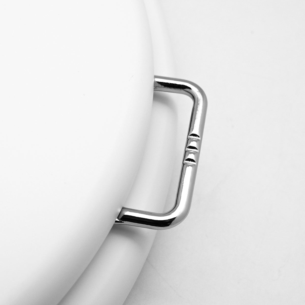 Copriwater soft close per vaso collezione Washington di Rak - Bianco 4