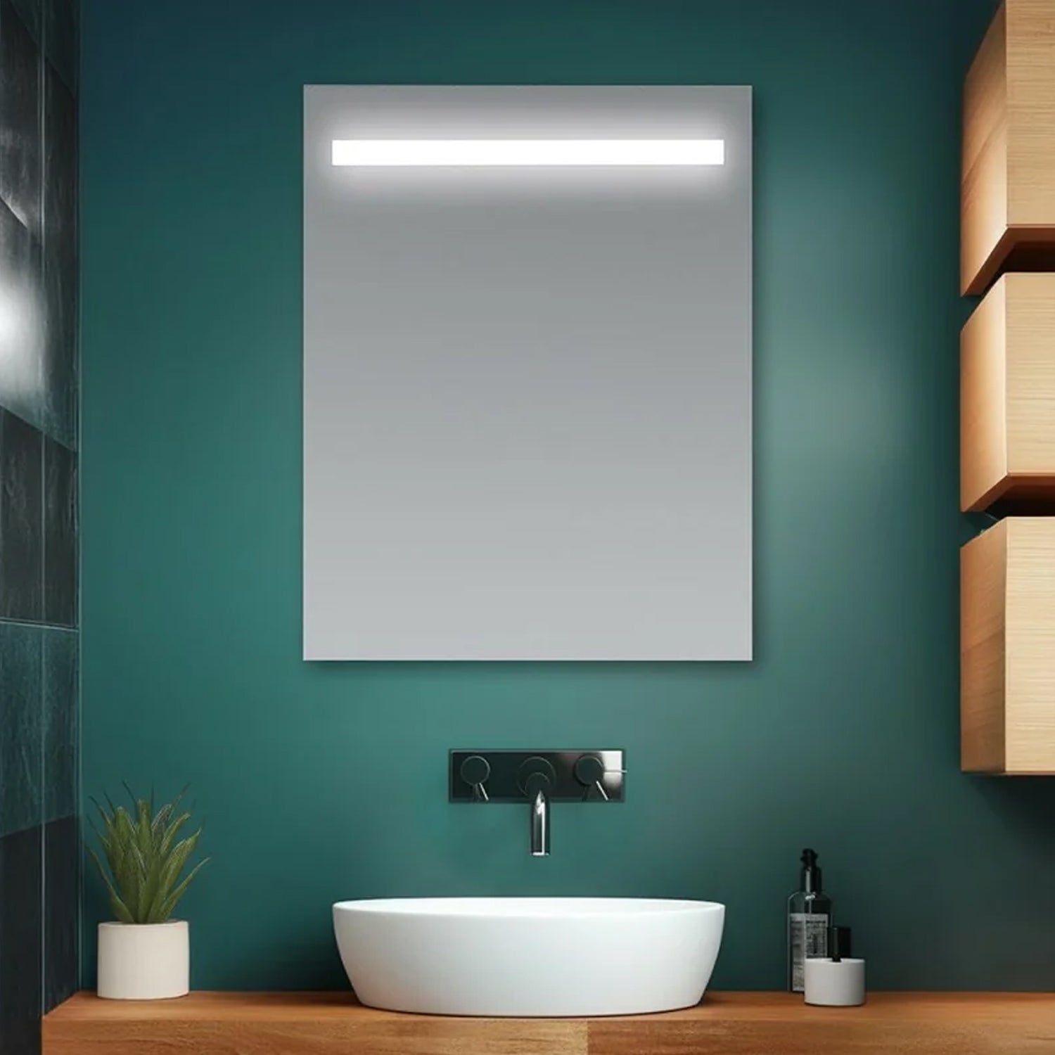 Specchio con striscia superiore LED Cubi&Co modello Superior - 50x70 cm