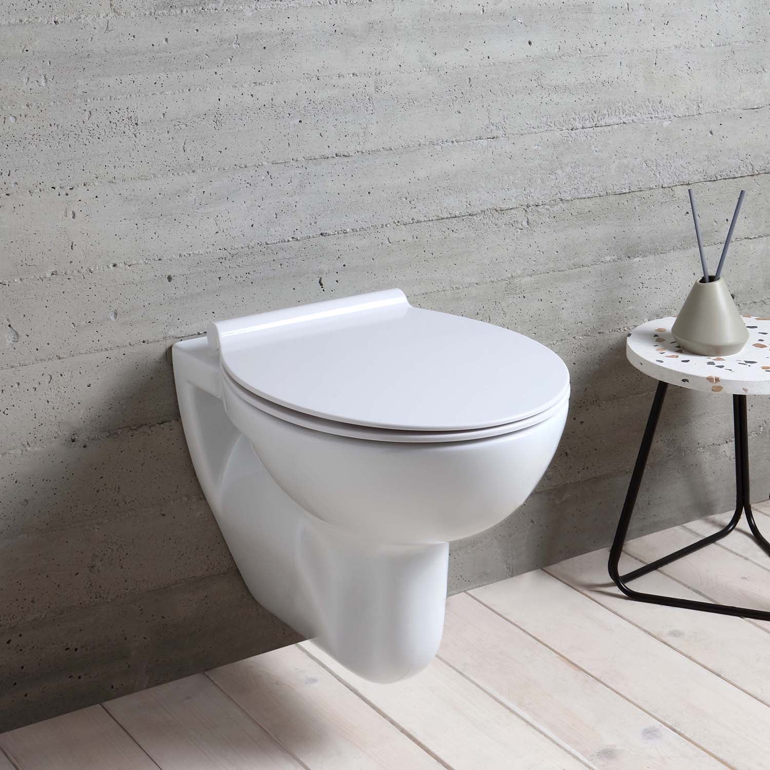  Sanitari sospesi Azzurra Fast completi di wc