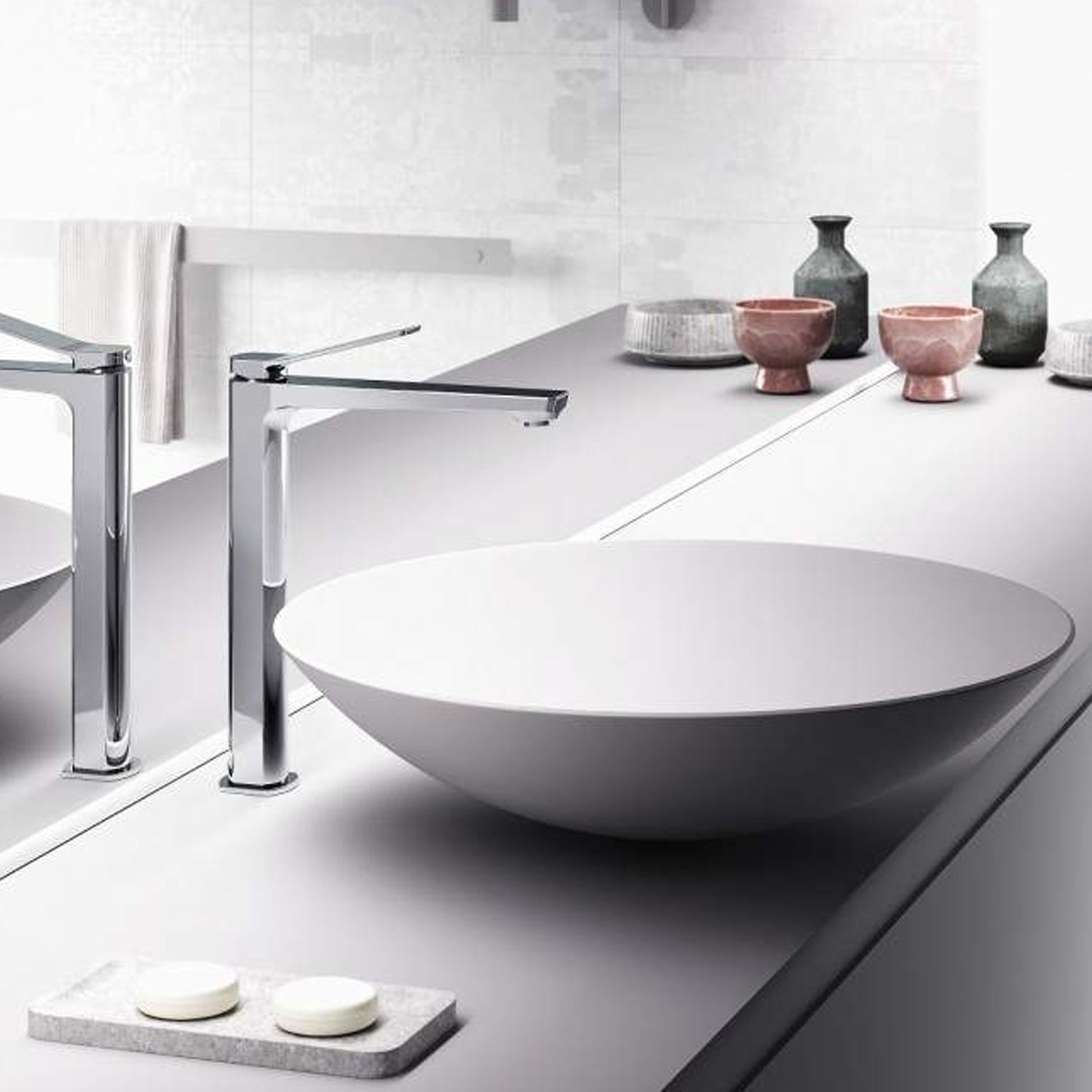  Set miscelatori lavabo alto bidet e vasca con doccino in ottone modello Tilt Paffoni cromato by CeramicStore | Lo specialista del tuo bagno