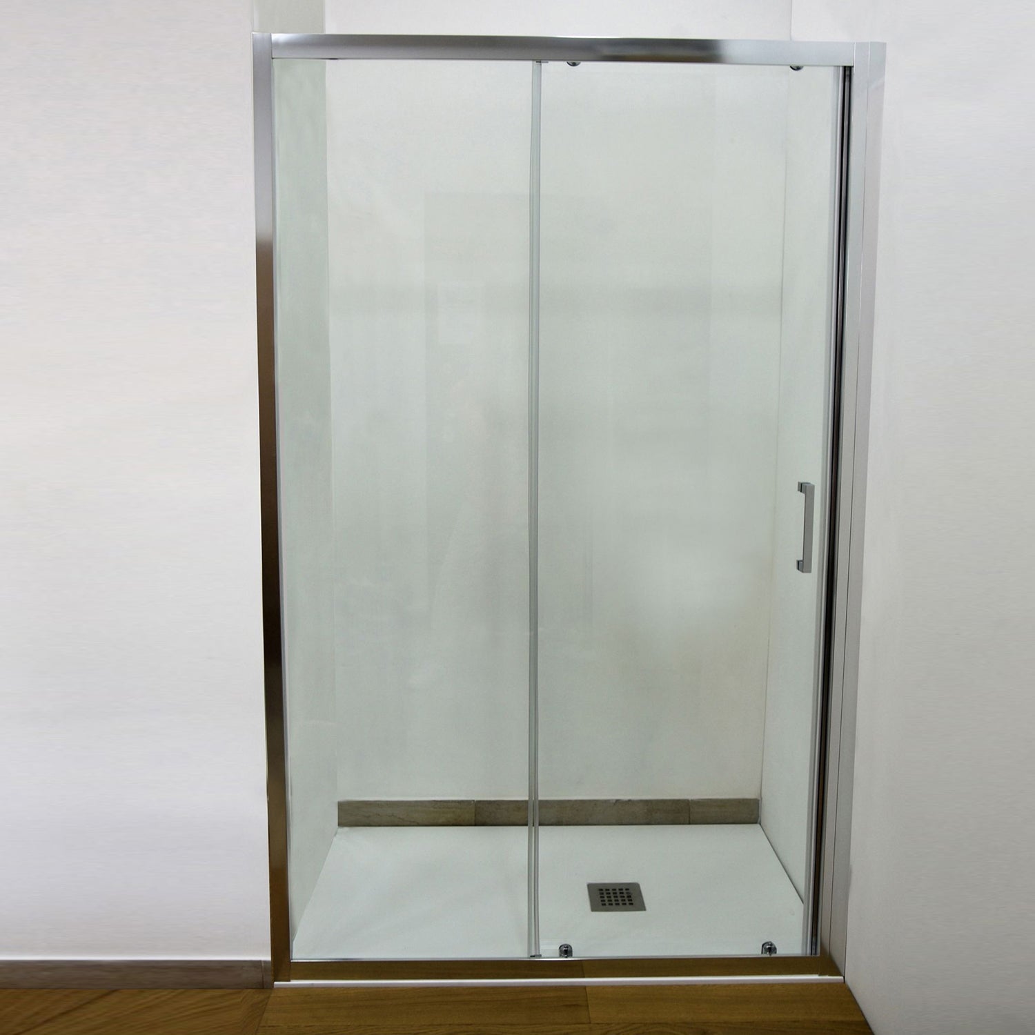 Porta doccia scorrevole cm 160 DocciaGo modello Iconic in vetro anticalcare Smart Clean 6 mm by CeramicStore | Lo specialista del tuo bagno