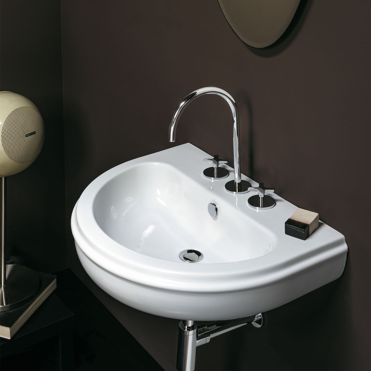  Lavabo da bagno sospeso cm 70 stile classico Ceramica Azzurra serie Charme by CeramicStore | Lo specialista del tuo bagno