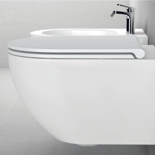  Sanitari Sospesi Ceramica Azzurra serie Comoda con sedile soft-close 51x36x34 cm - Bianco lucido