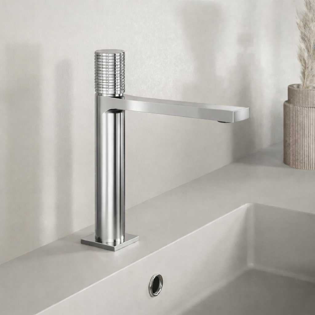 Miscelatore lavabo medio personalizzabile RubiFlux serie Sculpt - varie finiture